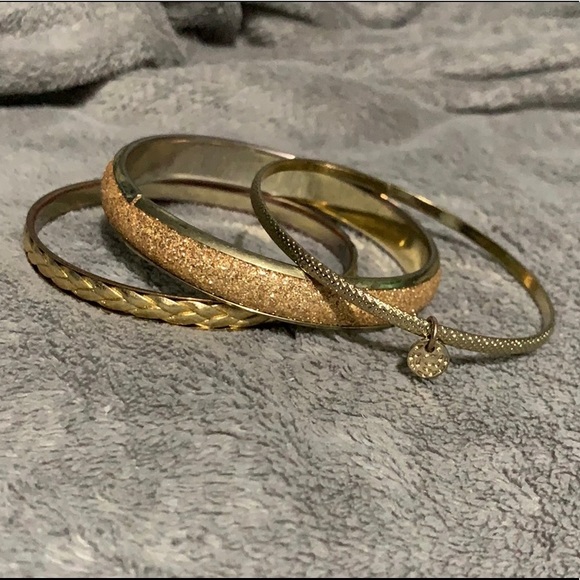 Bracelets/Bangles ( set6) - Picture 2 of 6